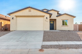 6650 S Cut Bow Dr, Tucson, AZ 85757