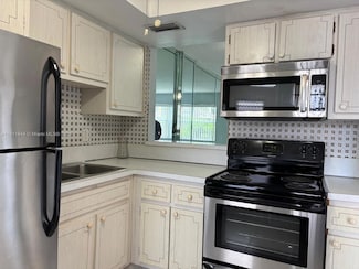 1333 E Hallandale Beach Blvd Unit 134, Hallandale Beach, FL 33009