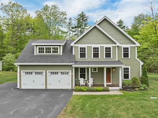 68 Garland Rd, Nottingham, NH 03290