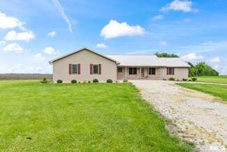 620 N Ledlie St, Dawson, IL 62520