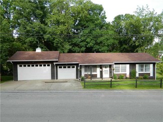 610 N Porter St, Waynesburg, PA 15370