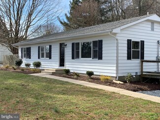 29360 Howell Point Rd, Trappe, MD 21673