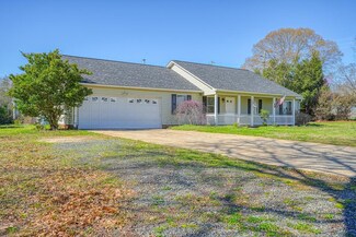 100 Stewart Dr, Lyman, SC 29365