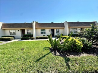 11120 Carriage Hill Dr Unit 2, Port Richey, FL 34668