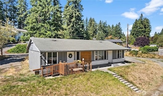 18816 Mountain View Dr E Unit E, Bonney Lake, WA 98391