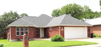 211 Fox Crossing, Burnet, TX 78611