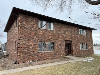 99 Park Ridge Rd, Atkins, IA 52206