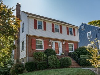 26 Buckingham Rd, Milton, MA 02186