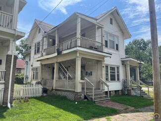 619 SW 5th St, Topeka, KS 66603
