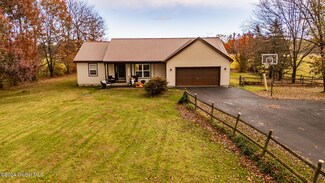 110 Selfridge Rd, Gansevoort, NY 12831