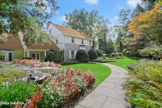 100 Pecksland Rd, Greenwich, CT 06831