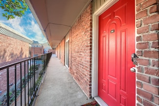 4340 Cedar Springs Rd Unit 209, Dallas, TX 75219
