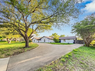 3309 S Country Club Rd, Garland, TX 75043