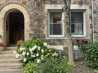 318 Tappan St Unit 3, Brookline, MA 02445