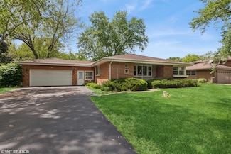 4N312 Kenwood Ave, West Chicago, IL 60185