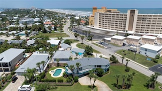 320 Due East St, New Smyrna Beach, FL 32169