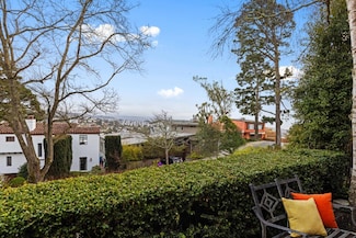 210 San Marcos Ave, San Francisco, CA 94116