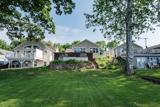 5134 Deep Point Dr, Portage, MI 49002