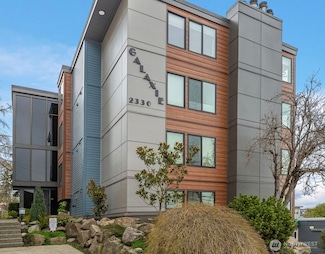 2330 W Crockett St Unit 101, Seattle, WA 98199