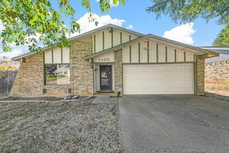 3105 Wayfarer Rd, Bedford, TX 76021