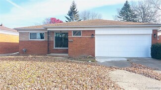 26062 Newport Ave, Warren, MI 48089