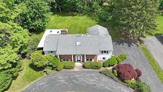 9 Skylark Dr, Spring Valley, NY 10977