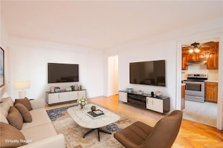 180 72nd St Unit 317, Brooklyn, NY 11209