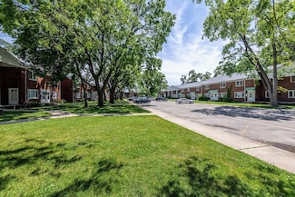 900-934 & 825-835 N Prairie & North Raynor Ave, Joliet, IL 60435