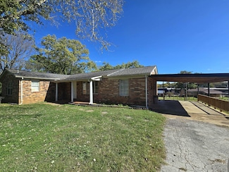 406 N College St, Mount Pleasant, TN 38474