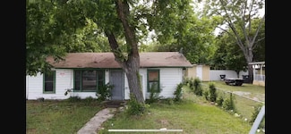 512 S Cm Allen Pkwy, San Marcos, TX 78666