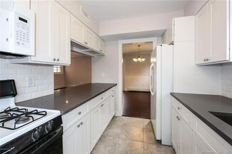 160 E Elm St Unit C2, Greenwich, CT 06830