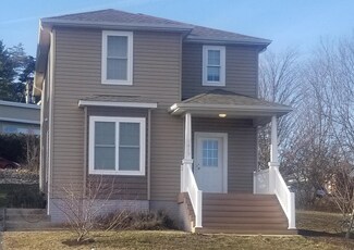 1813 Willow Hill Dr, Harrisonburg, VA 22801