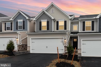 104 Emma Cir, Harrisburg, PA 17112