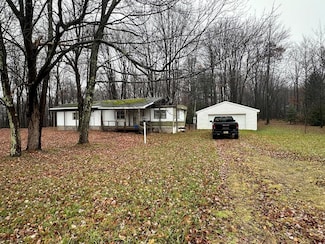 22745 Titusville Rd, Pleasantville, PA 16341