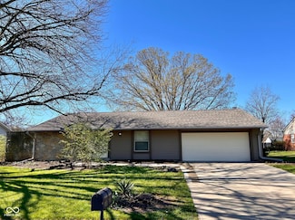 6827 Azalea Dr, Indianapolis, IN 46214