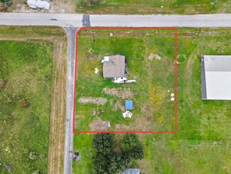 1402 Nelson Ave, Bolivar Peninsula, TX 77650