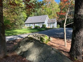 36 Meeting Hill Rd, Hillsborough, NH 03244