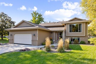 12758 Uplander St NW, Coon Rapids, MN 55448