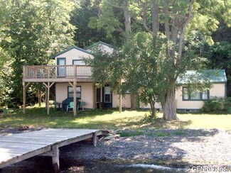 9472 Caywood Shores Rd, Lodi, NY 14860