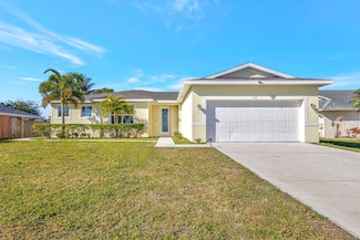 774 SE Ablett Ln, Port Saint Lucie, FL 34984