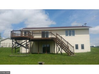 5980 Woodbury Dr, Wright, MN 55798