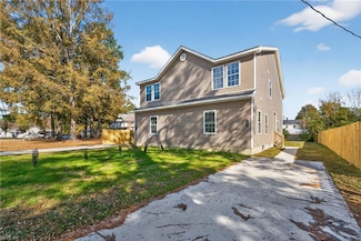 420 Walnut St, Franklin, VA 23851