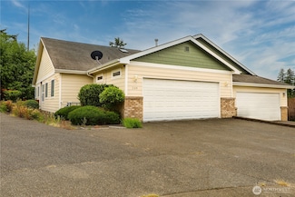 204 Brant Ln, Hoquiam, WA 98550