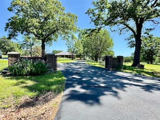 140 State Highway V, Long Lane, MO 65590