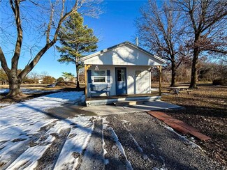 5715 SE 60th St, Galena, KS 66739