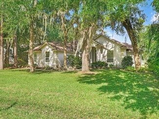 96117 Marsh Lakes Dr, Fernandina Beach, FL 32034