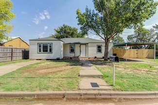 1010 13th St, Abernathy, TX 79311