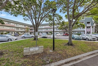 2426 Persian Dr Unit 64, Clearwater, FL 33763