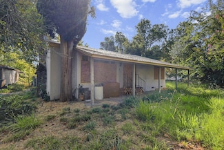 5211 E Bonnyview Rd, Redding, CA 96001