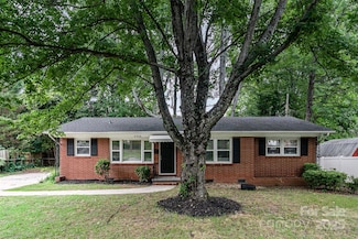 2314 Westerly Hills Dr, Charlotte, NC 28208